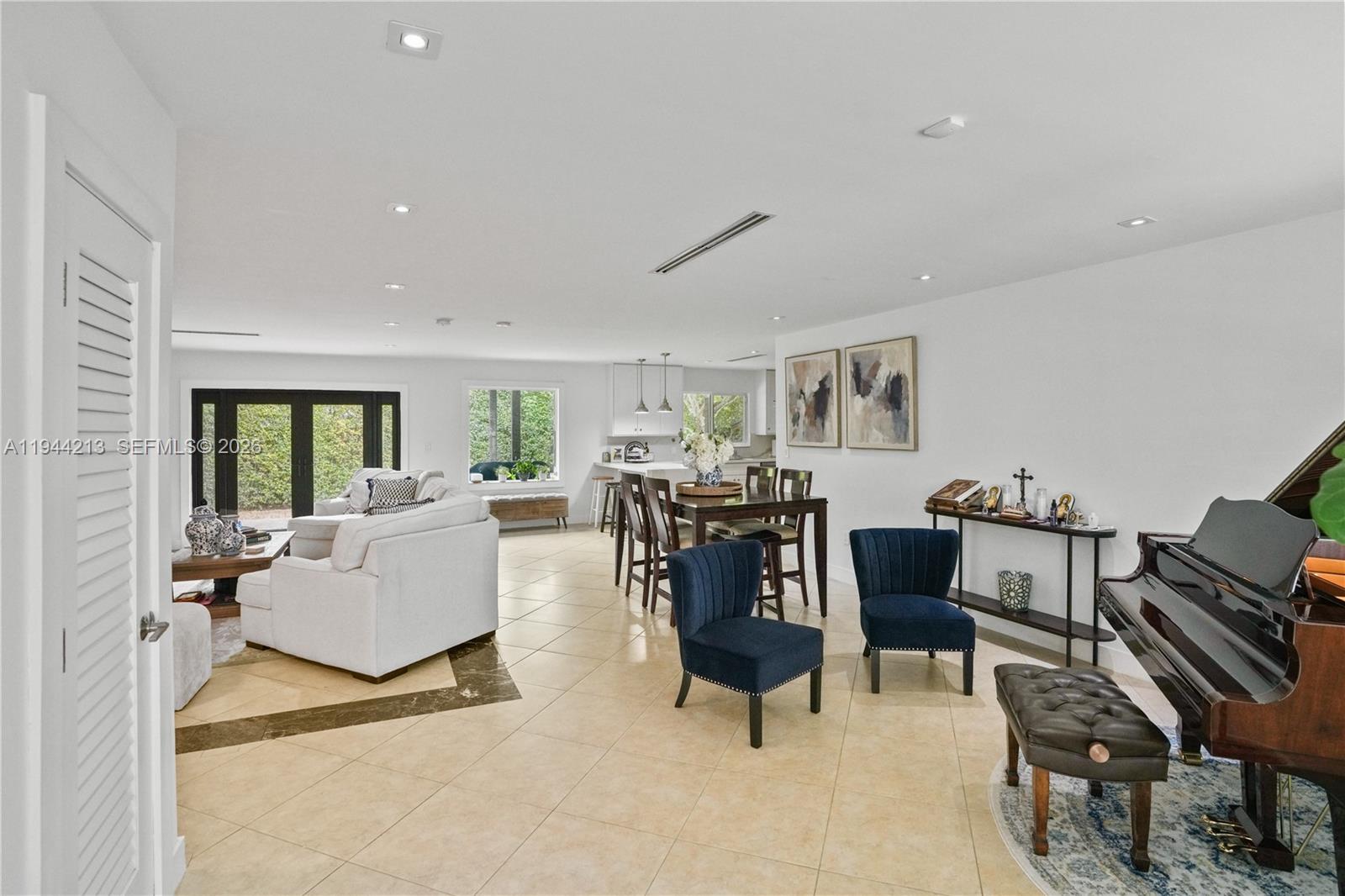 SUNSET GARDENS - Residential