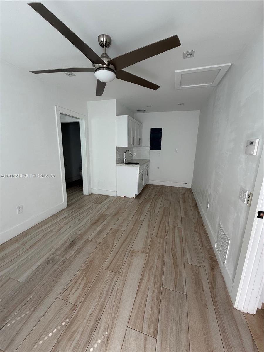 SUNSET GARDENS - Residential