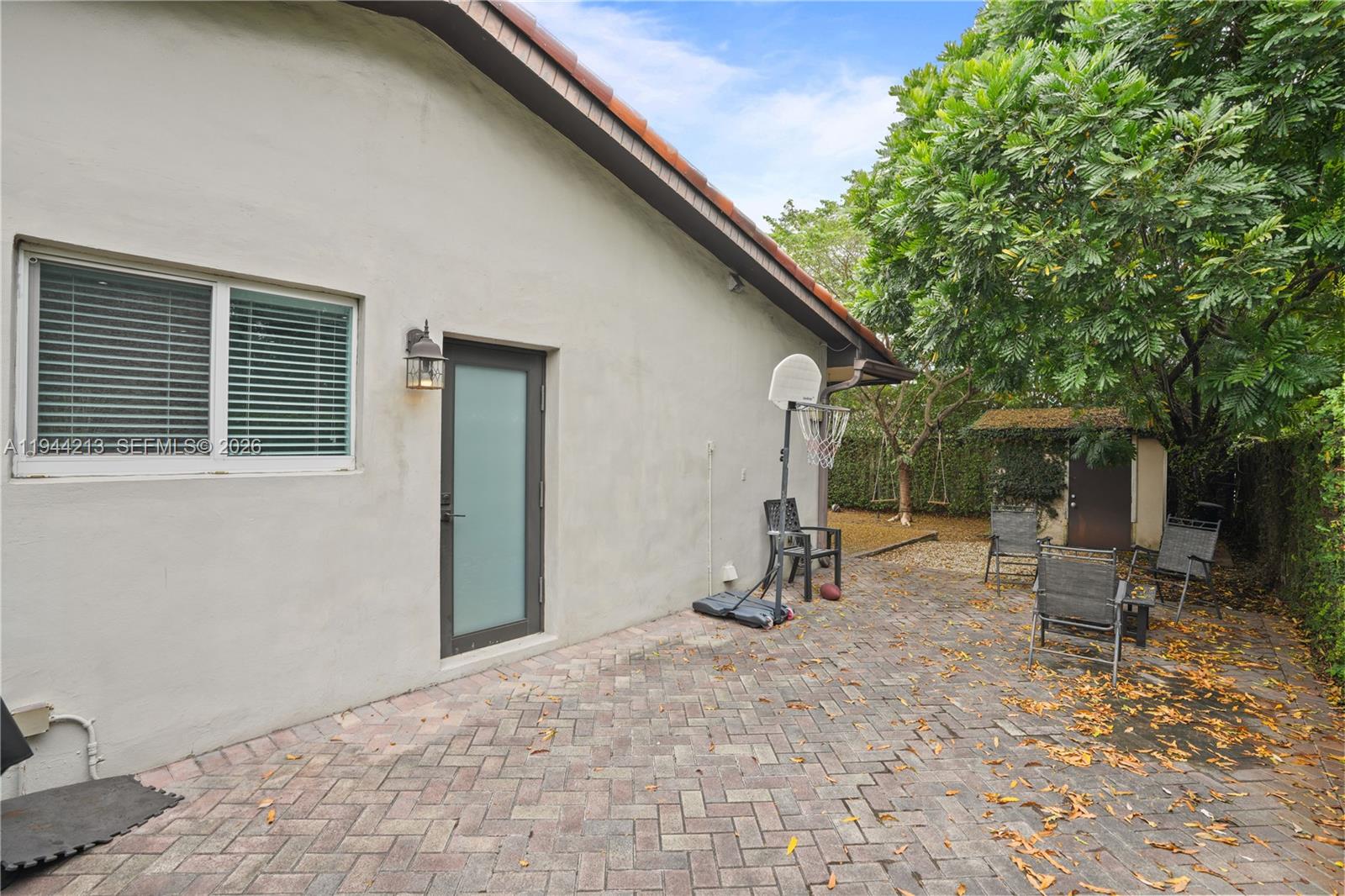 SUNSET GARDENS - Residential