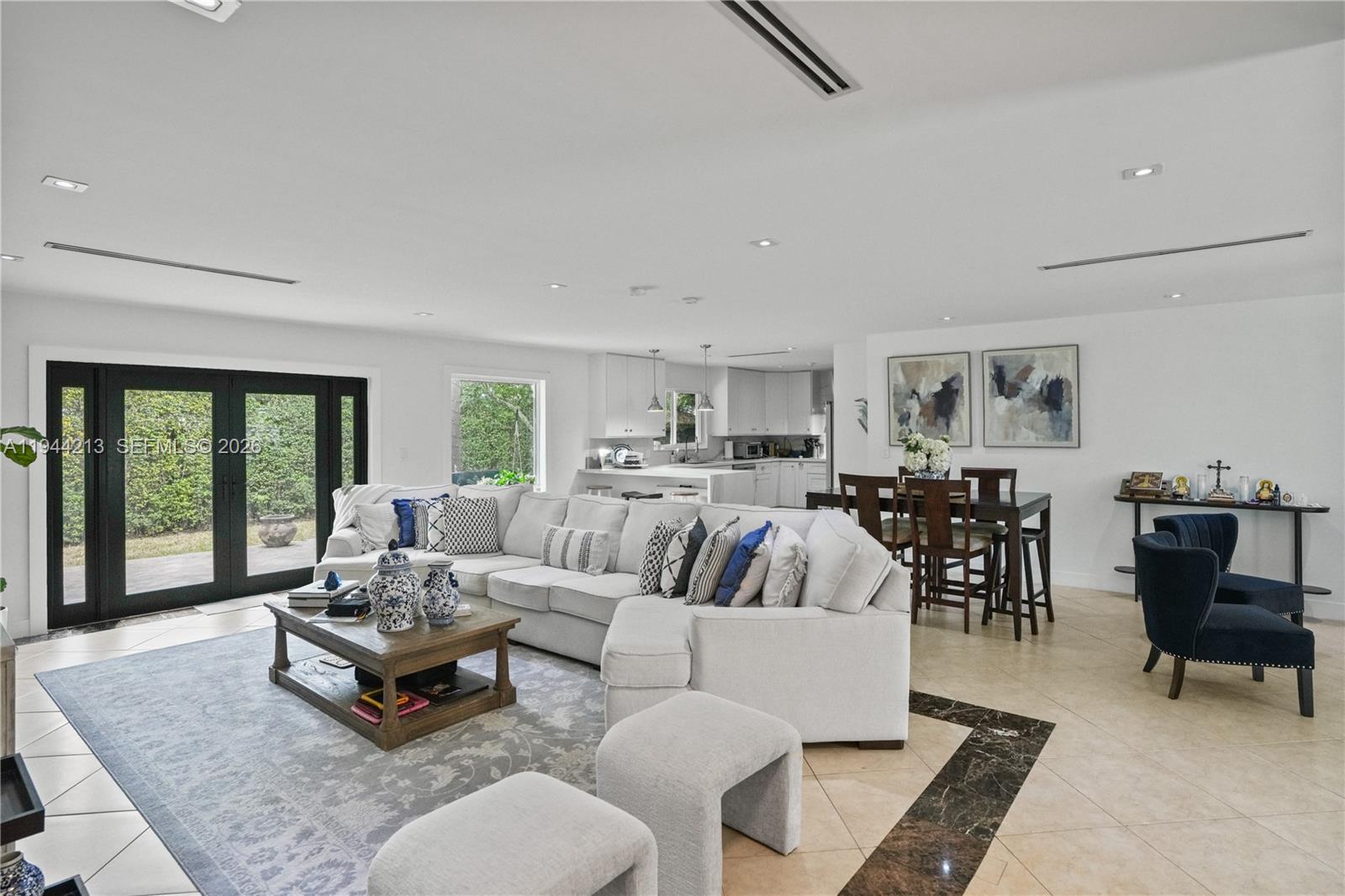 SUNSET GARDENS - Residential