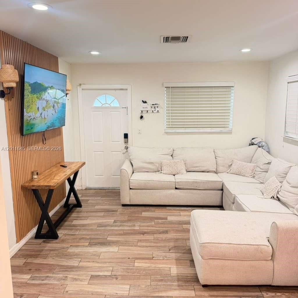 Photo of 2221 N 61st Ave #-, Hollywood, FL 33024 (MLS # A12011645)