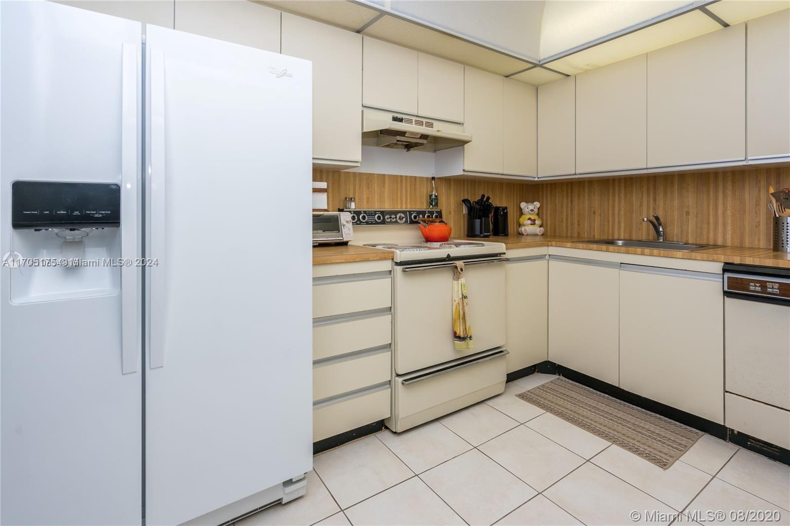 OLYMPUS CONDO - Residential