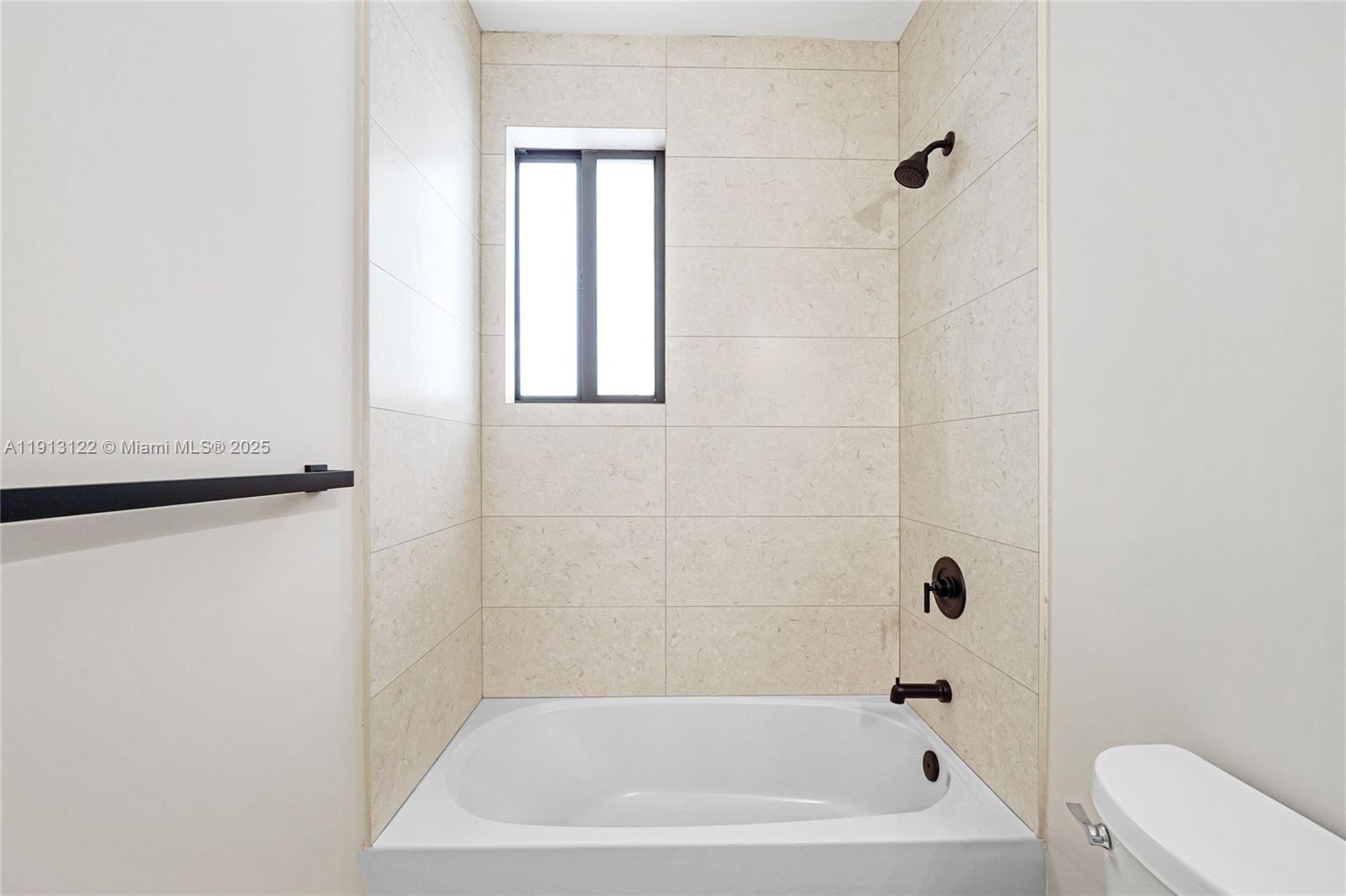 INGLESIDE PARK - Residential Lease