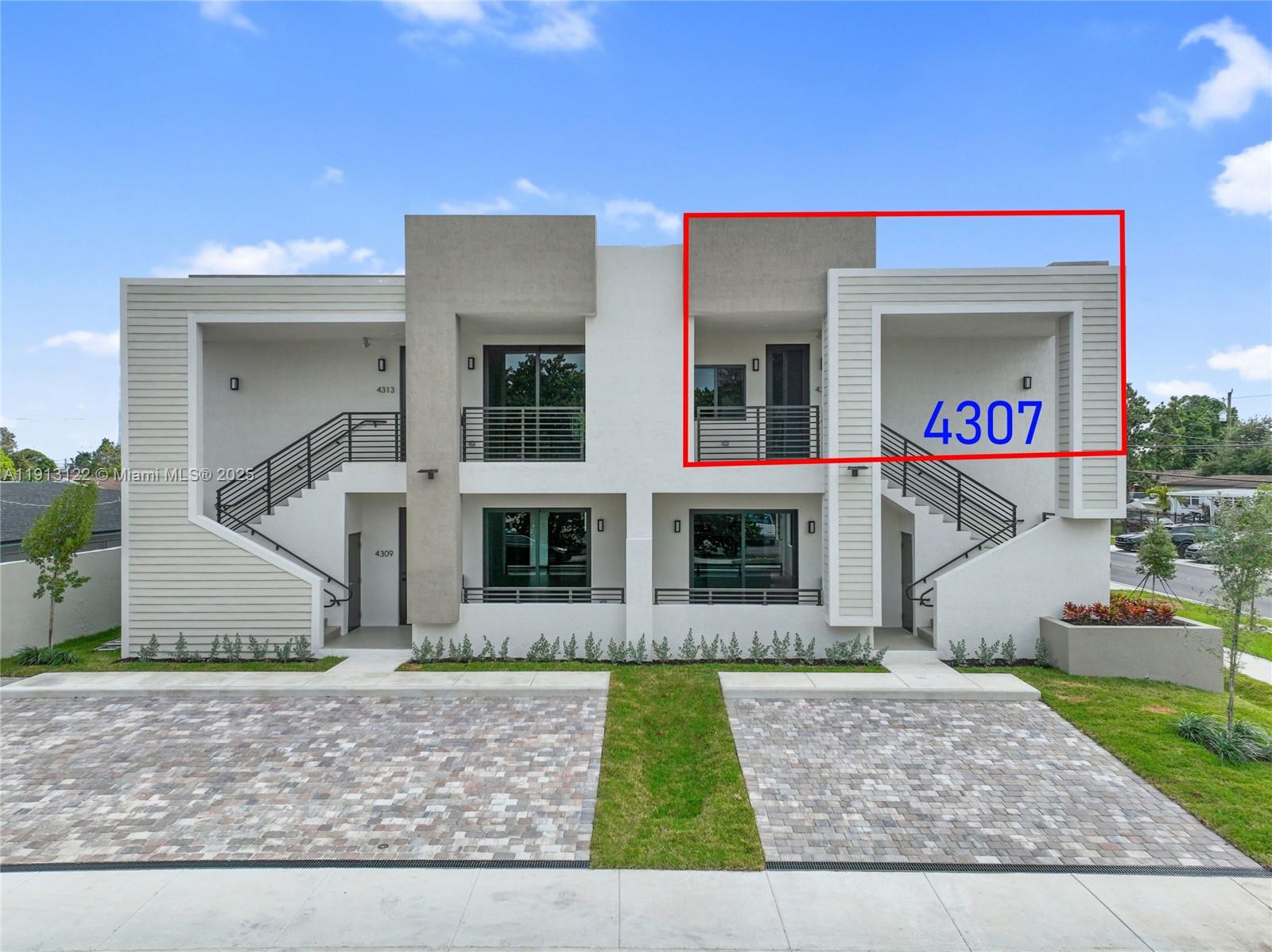 INGLESIDE PARK - Residential Lease