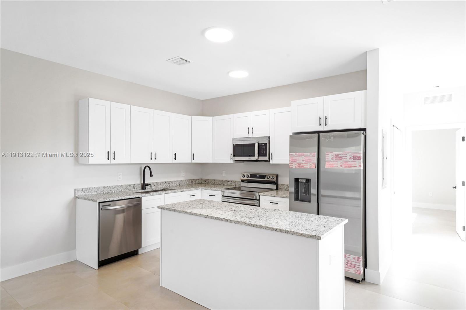 INGLESIDE PARK - Residential Lease