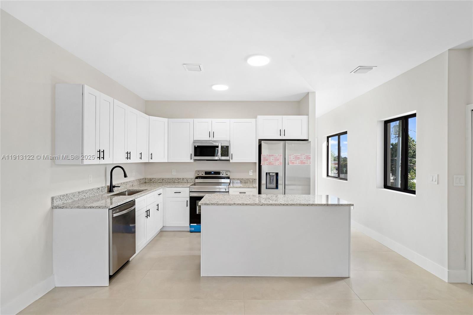 INGLESIDE PARK - Residential Lease