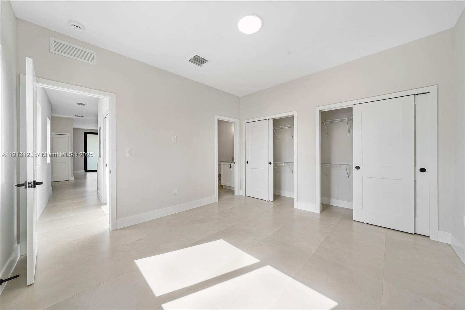 INGLESIDE PARK - Residential Lease