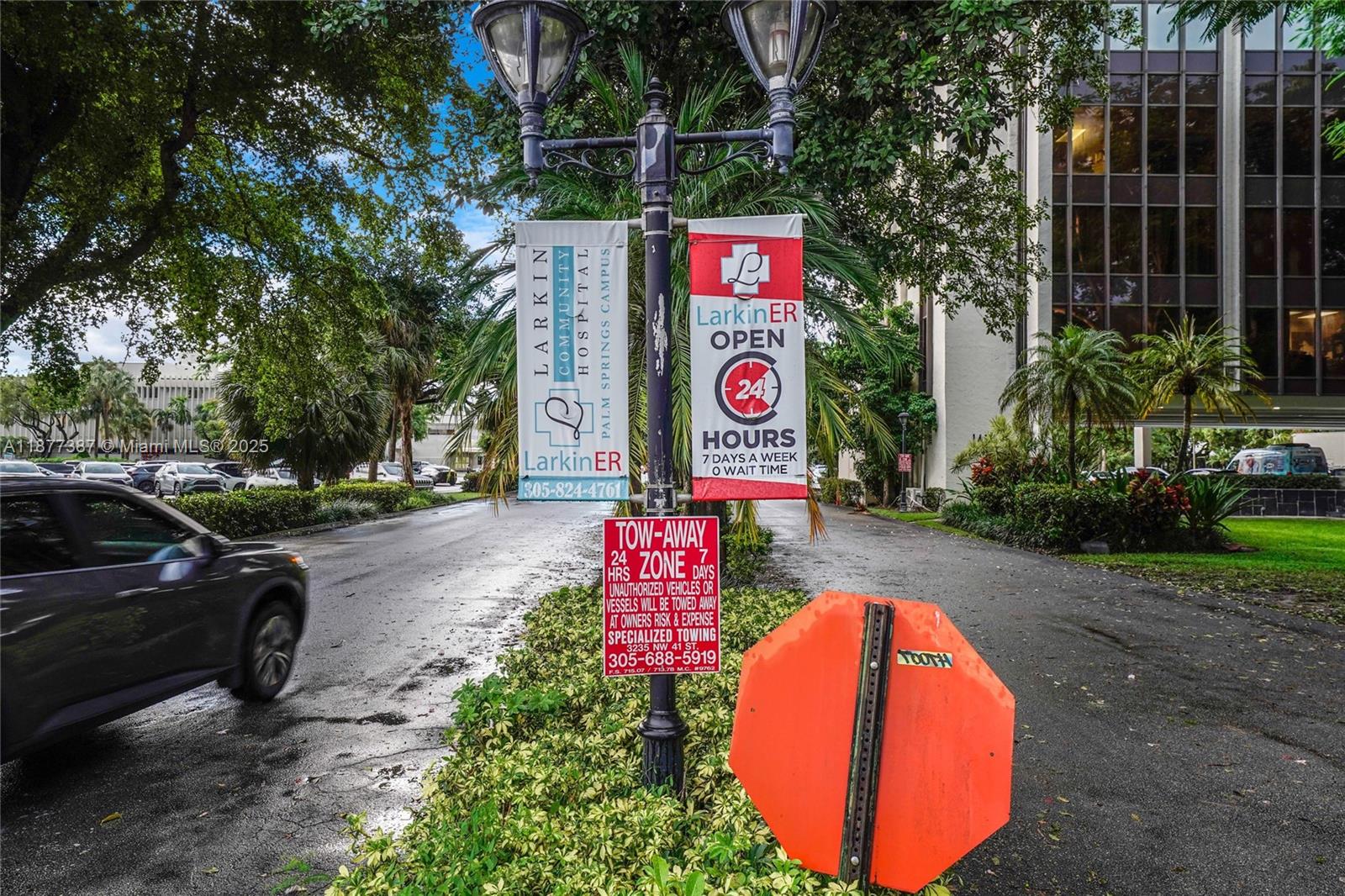 COURTYARDS II CONDO - Residential