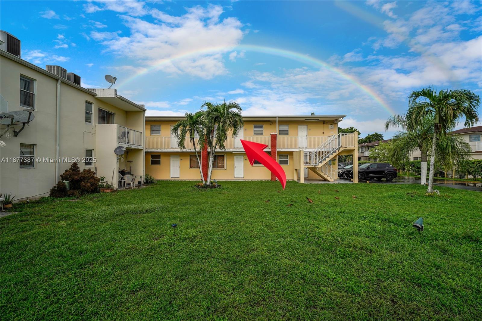 COURTYARDS II CONDO - Residential