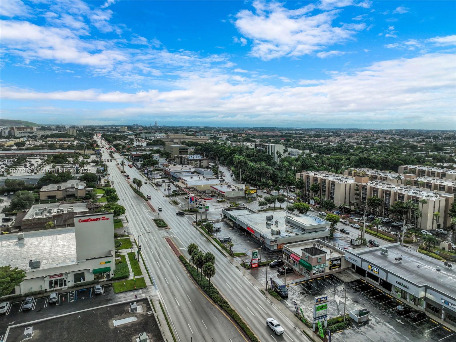 COURTYARDS II CONDO - Residential