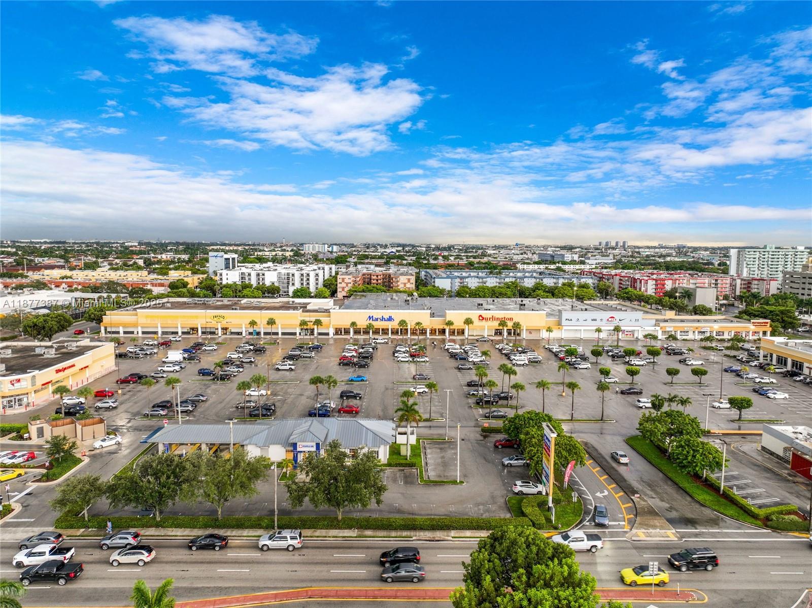 COURTYARDS II CONDO - Residential