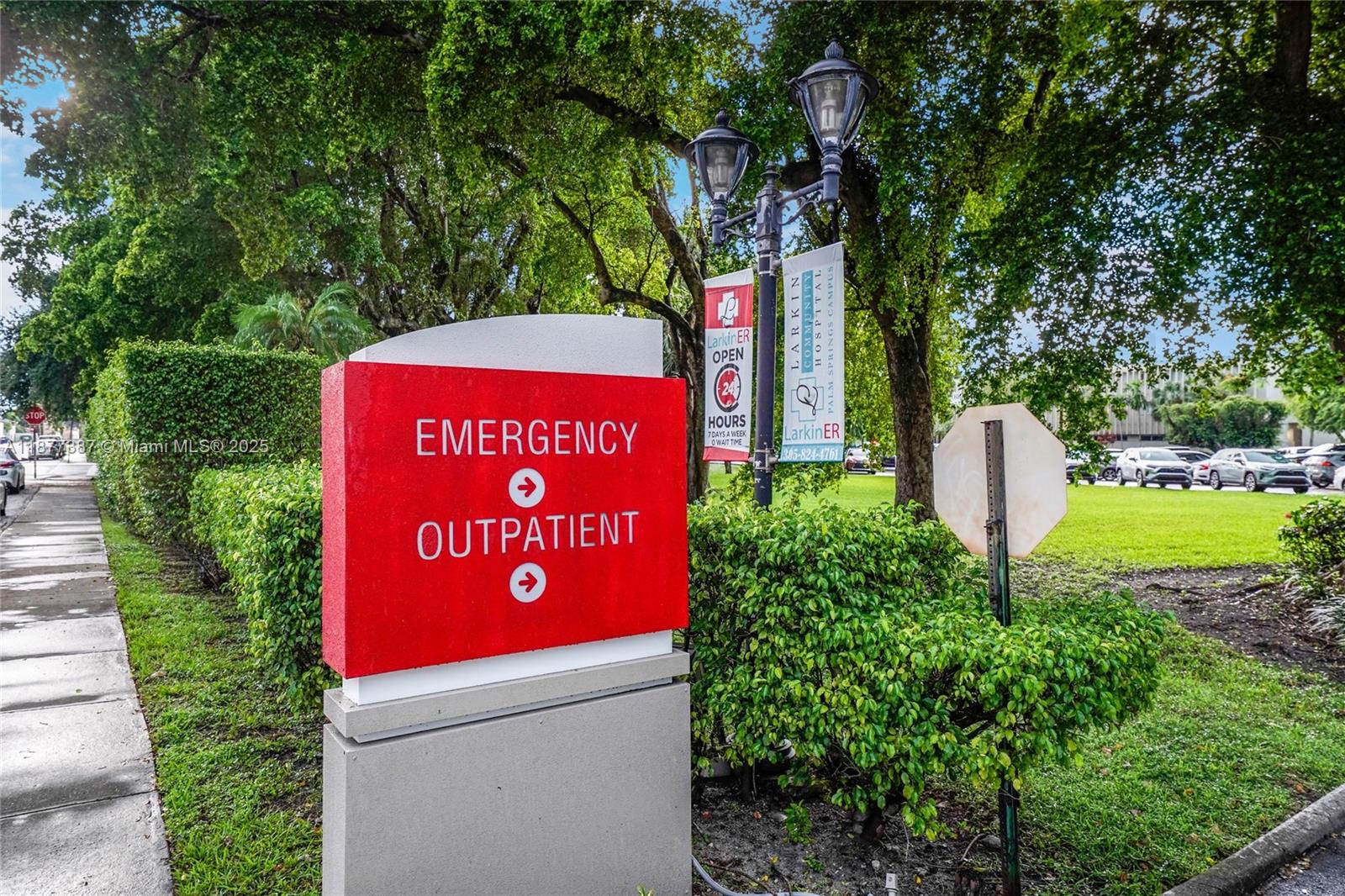 COURTYARDS II CONDO - Residential