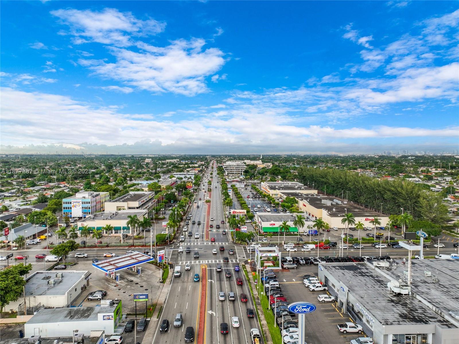 COURTYARDS II CONDO - Residential