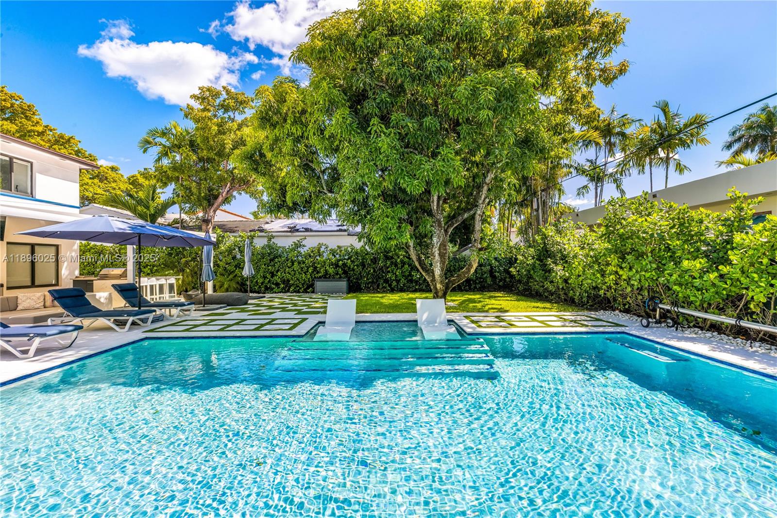 BEACH VIEW ADDN - Residential