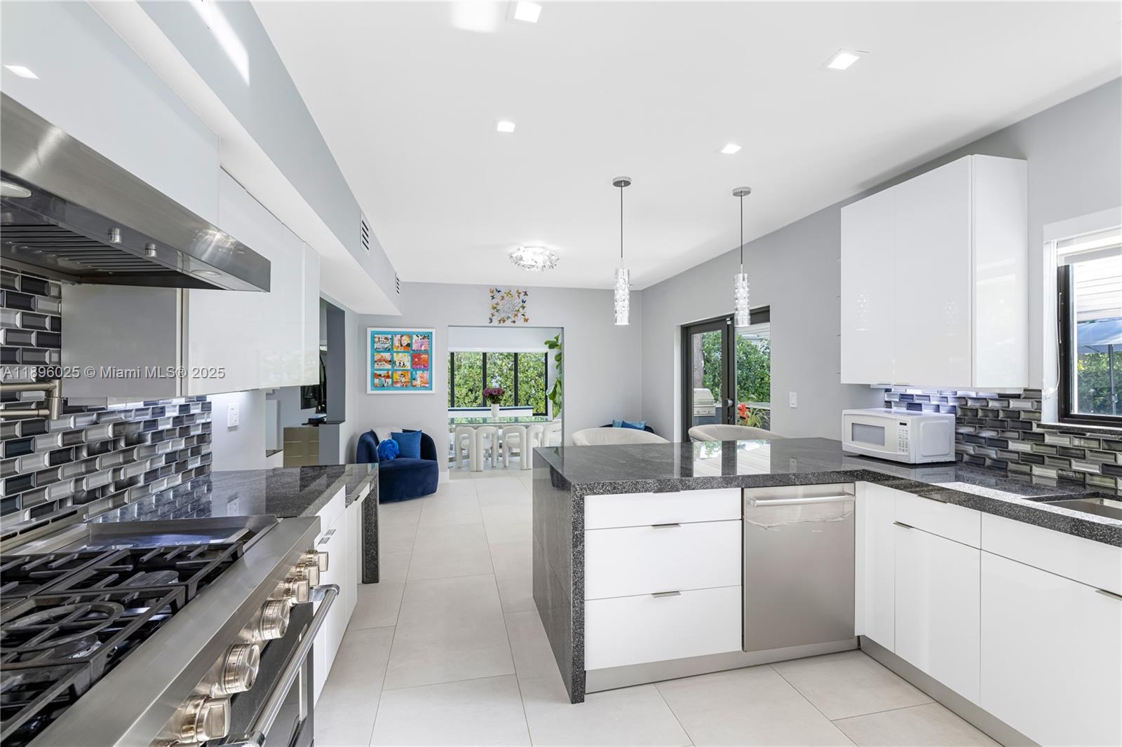 BEACH VIEW ADDN - Residential