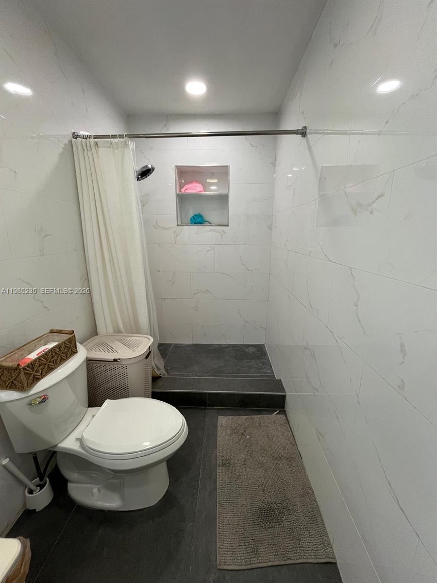 CORAL PARK ESTATES SEC 5 - Residential