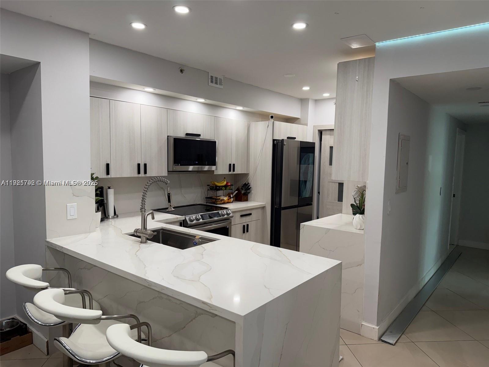 EL-AD RESIDENCES AT MIRAM - Residential