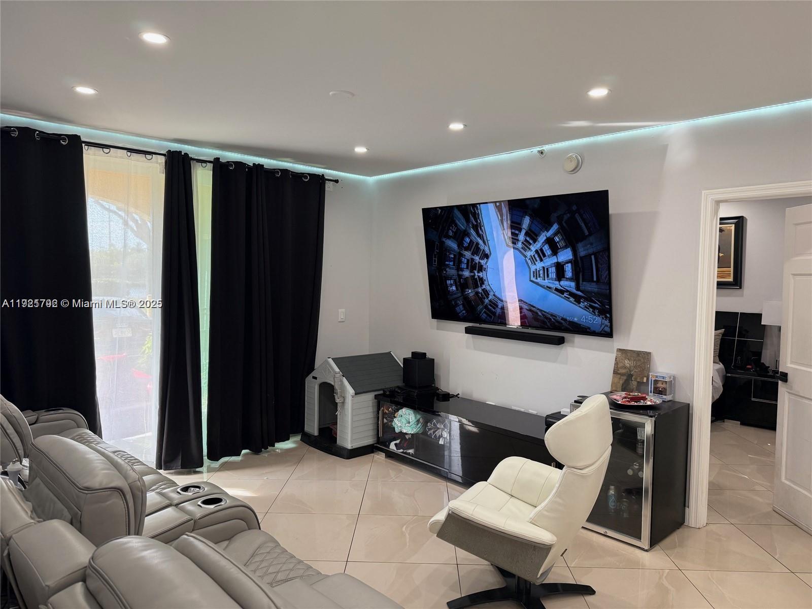 EL-AD RESIDENCES AT MIRAM - Residential