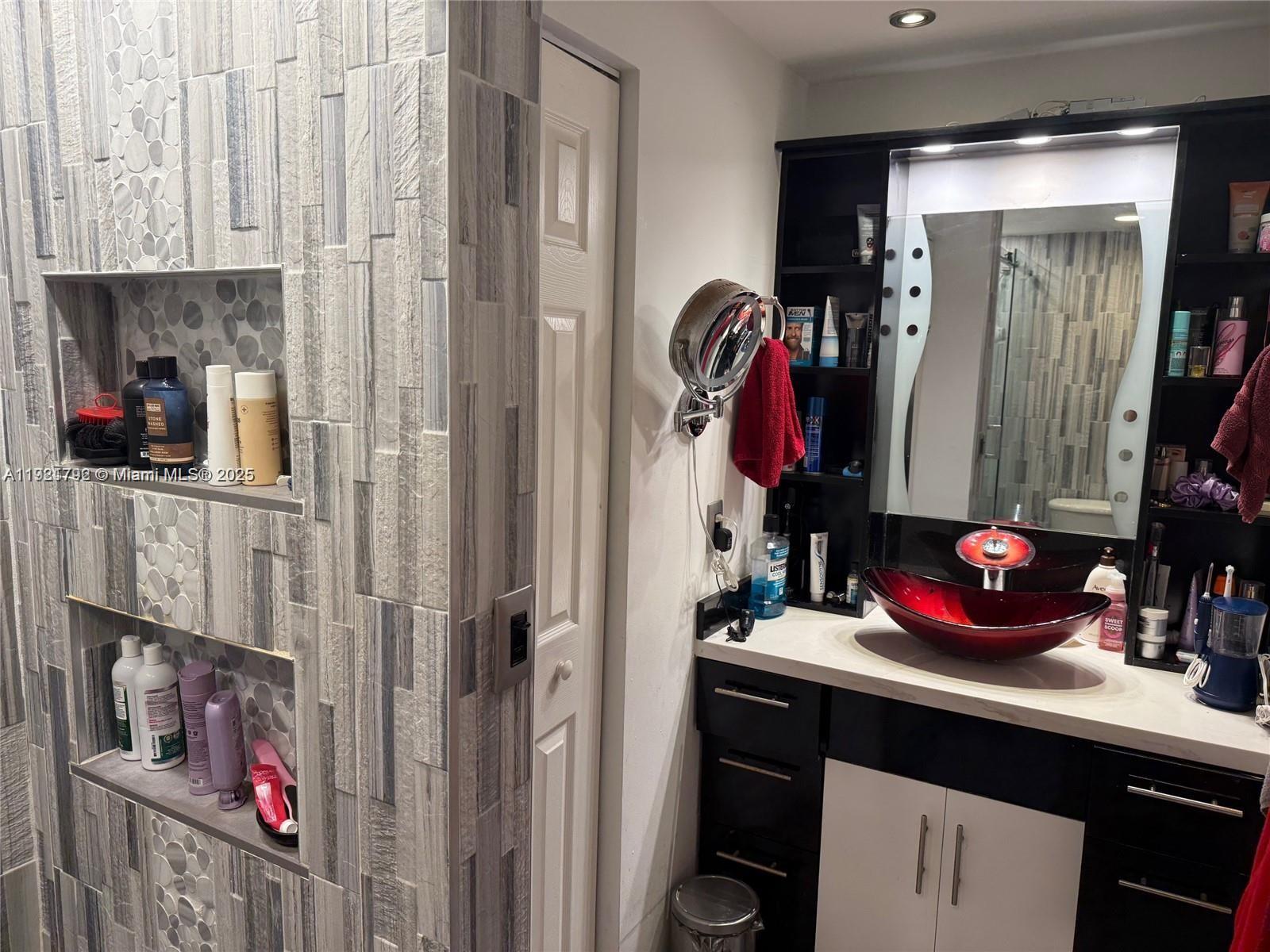 EL-AD RESIDENCES AT MIRAM - Residential