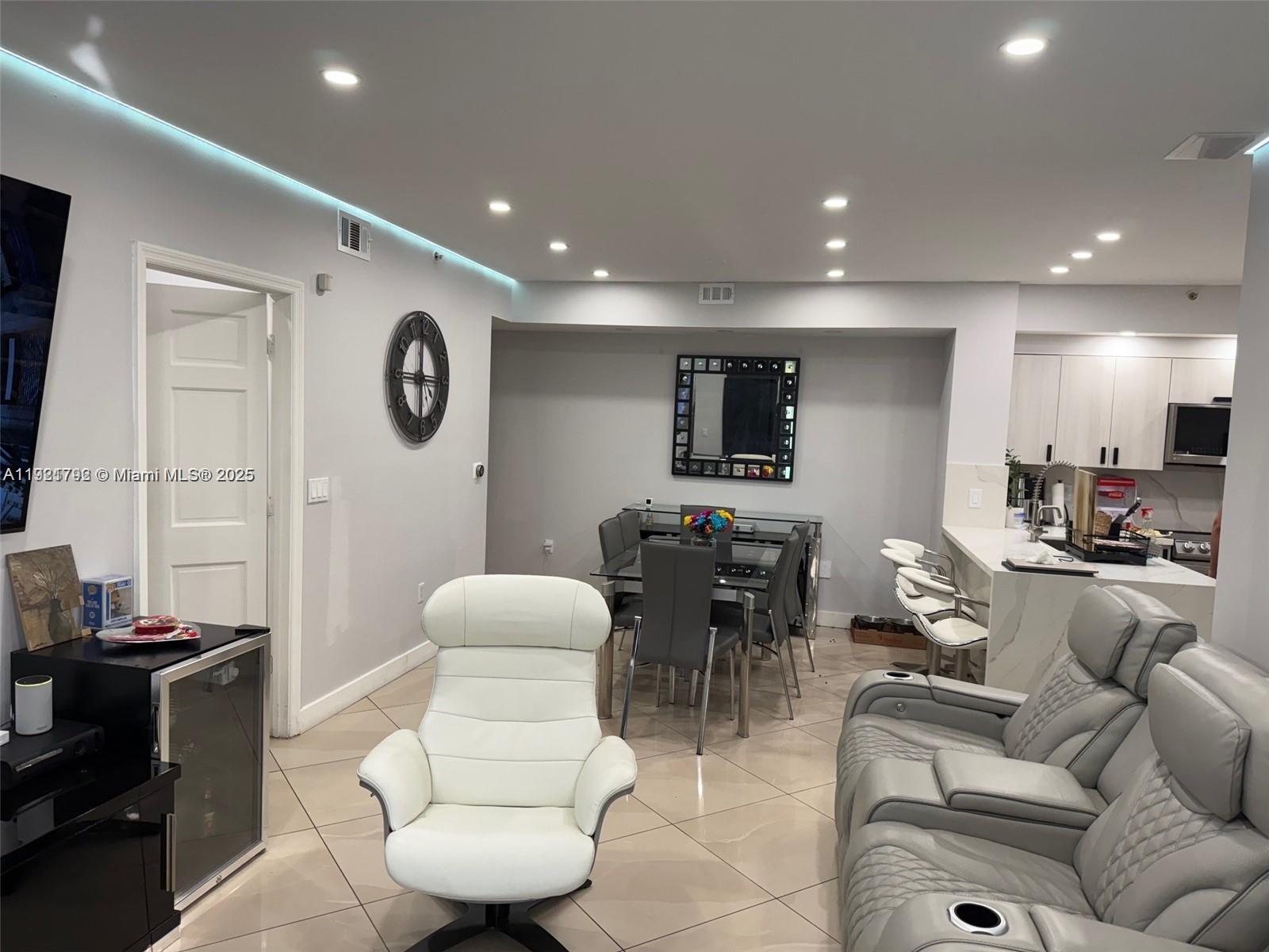 EL-AD RESIDENCES AT MIRAM - Residential