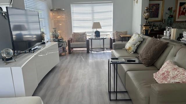 ORCHARD ESTATES - Residential