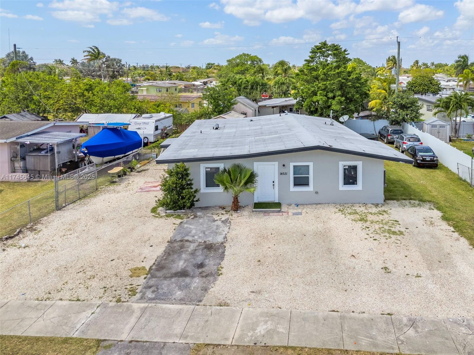Property for Sale at 14521 Sw 291st Rd, Homestead, Miami-Dade County, Florida - Bedrooms: 5 
Bathrooms: 3  - $599,900