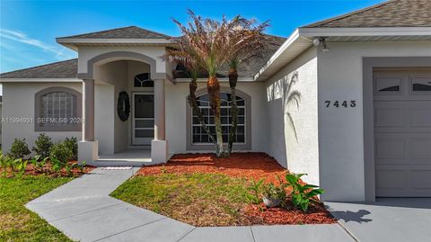 7443 BEAUMONT DR Lakeland FL 33810