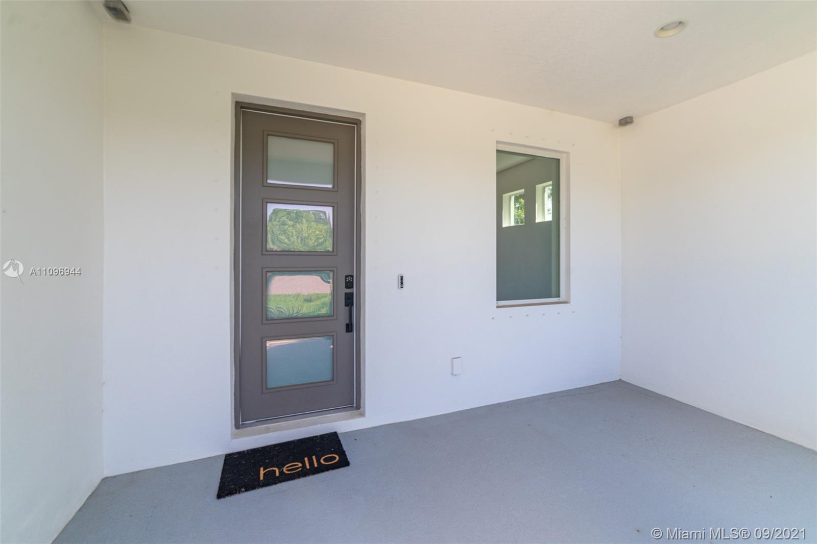 Tropical Pines - Residential