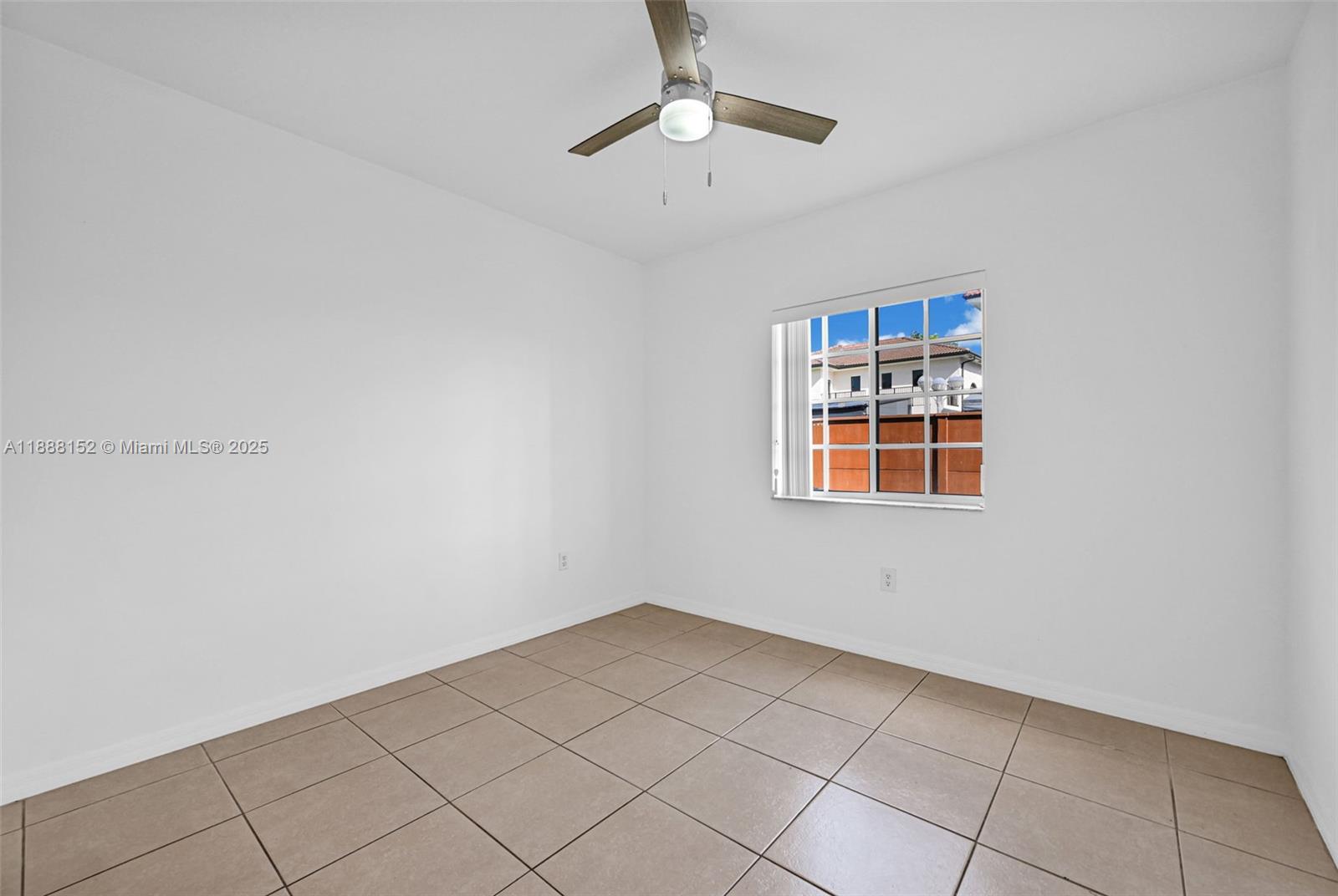 PRECIOUS HOMES AT TWIN LA - Residential