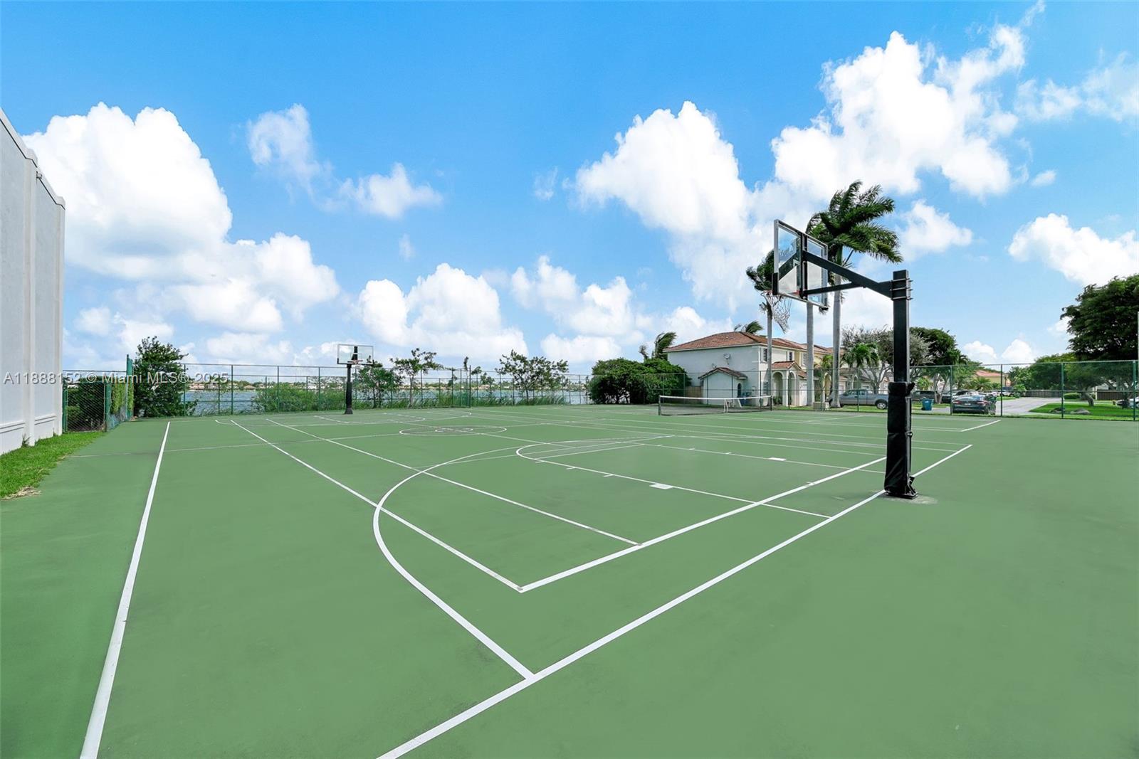 PRECIOUS HOMES AT TWIN LA - Residential