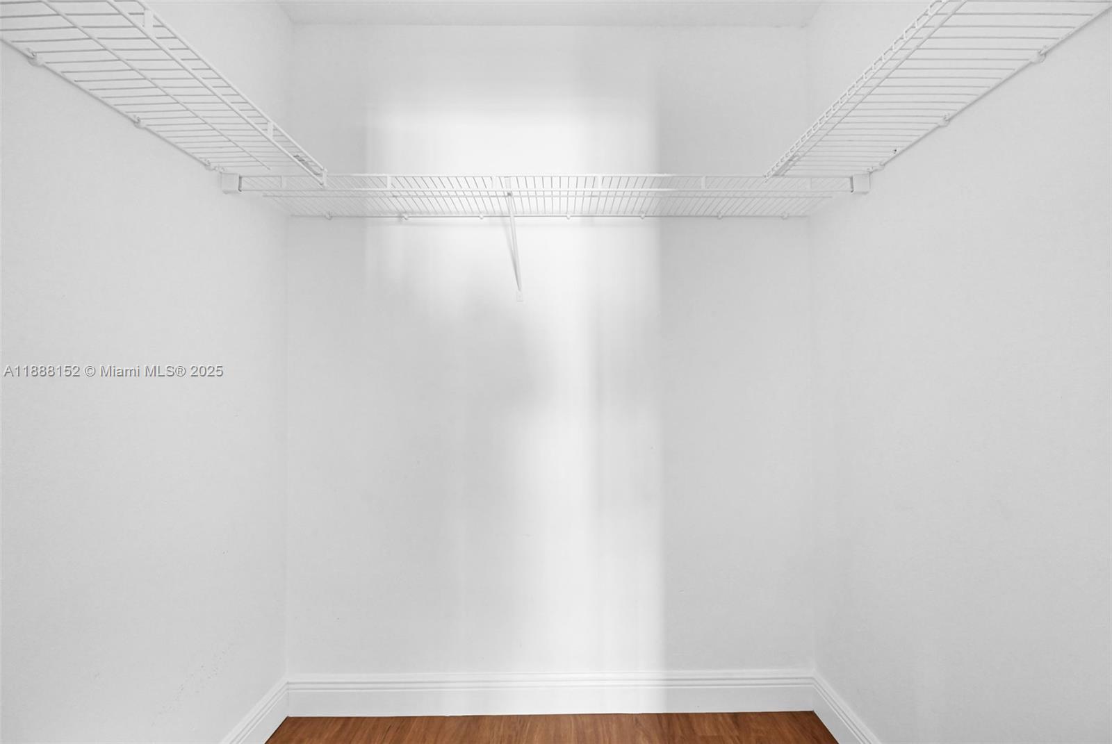 PRECIOUS HOMES AT TWIN LA - Residential