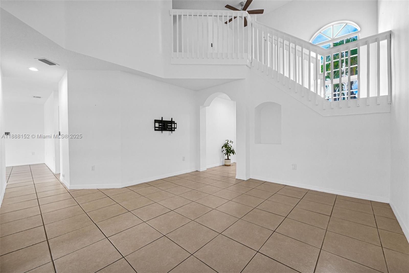 PRECIOUS HOMES AT TWIN LA - Residential