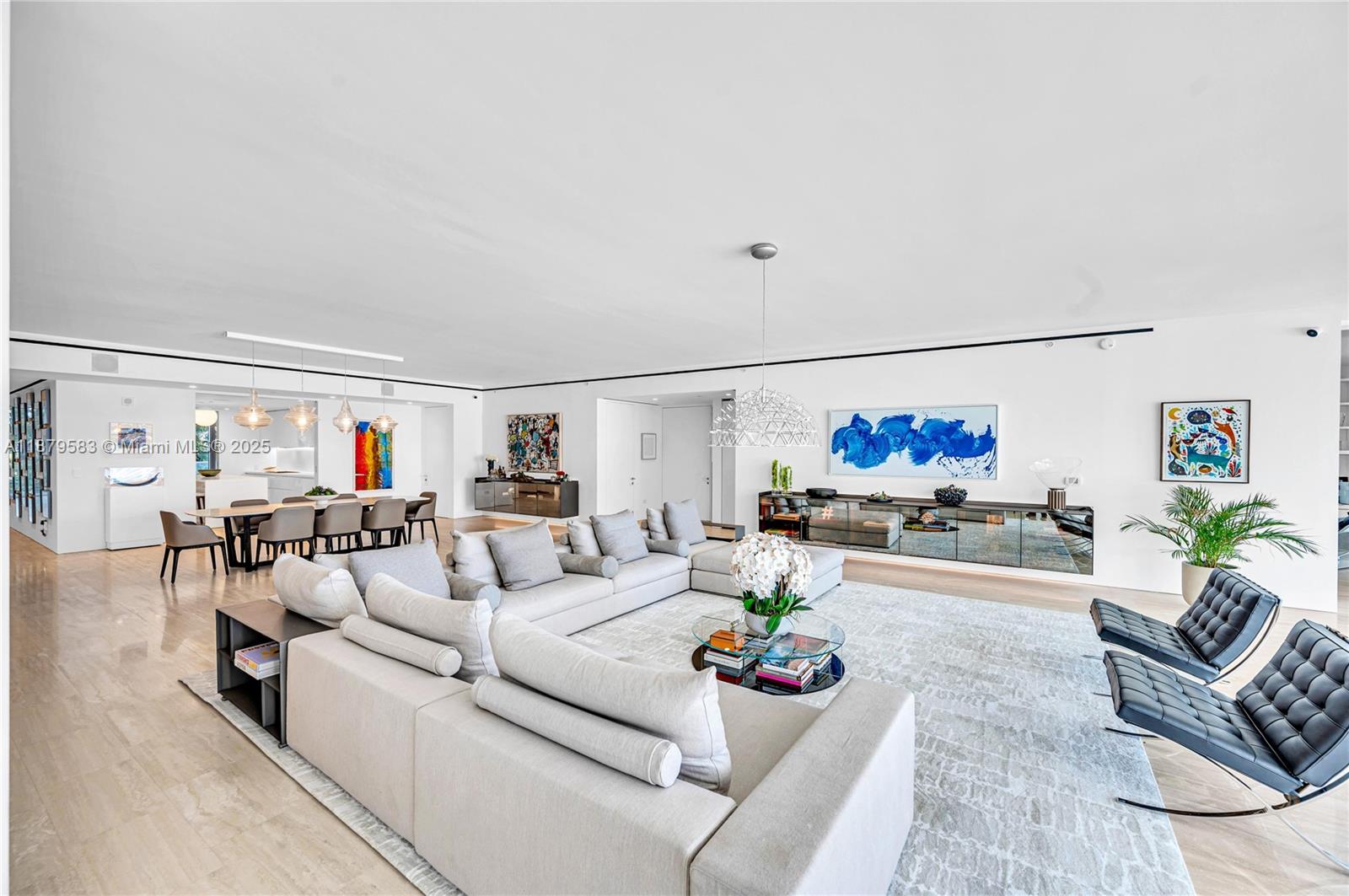 SURF CLUB CONDO - Residential