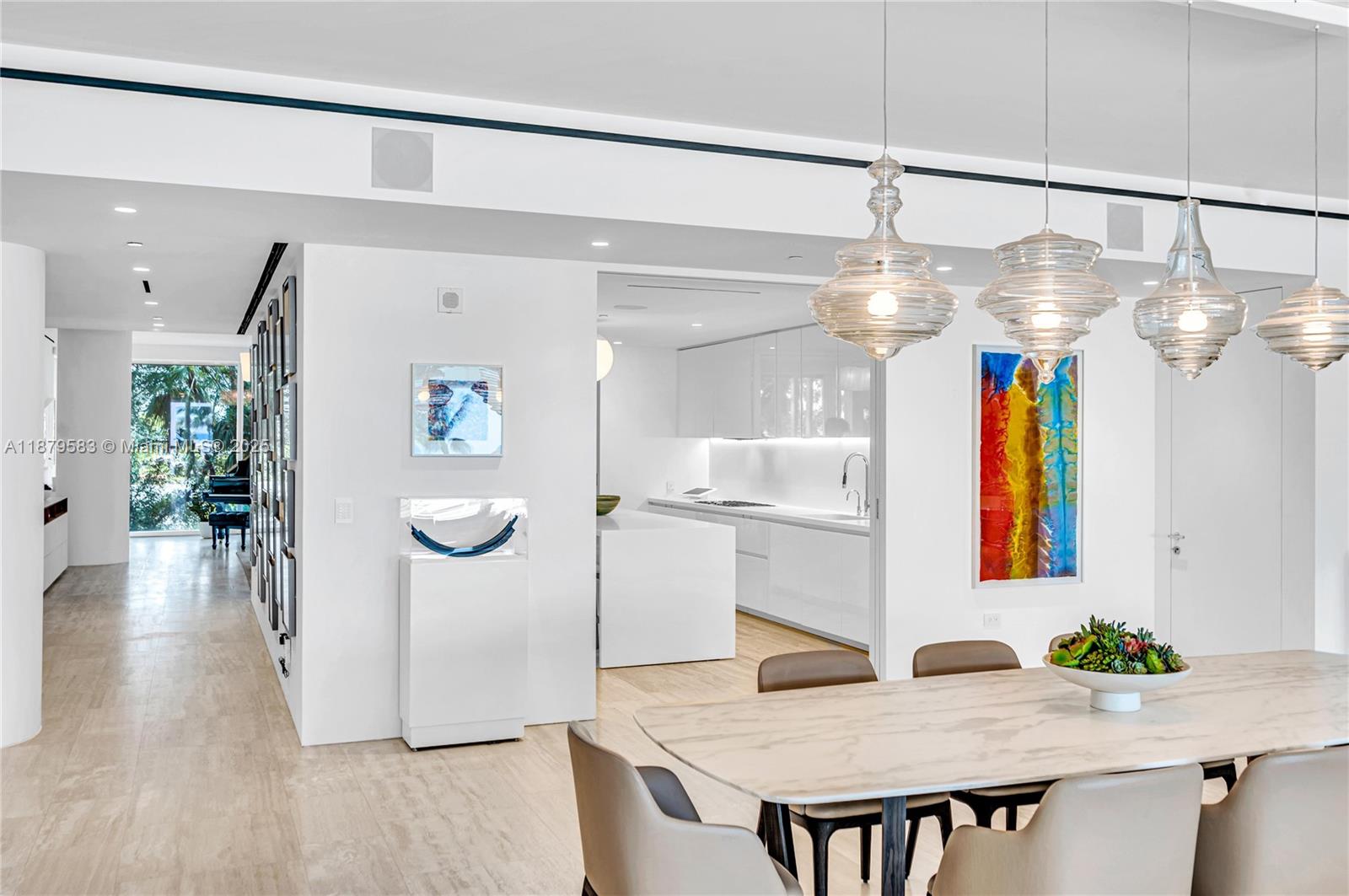 SURF CLUB CONDO - Residential