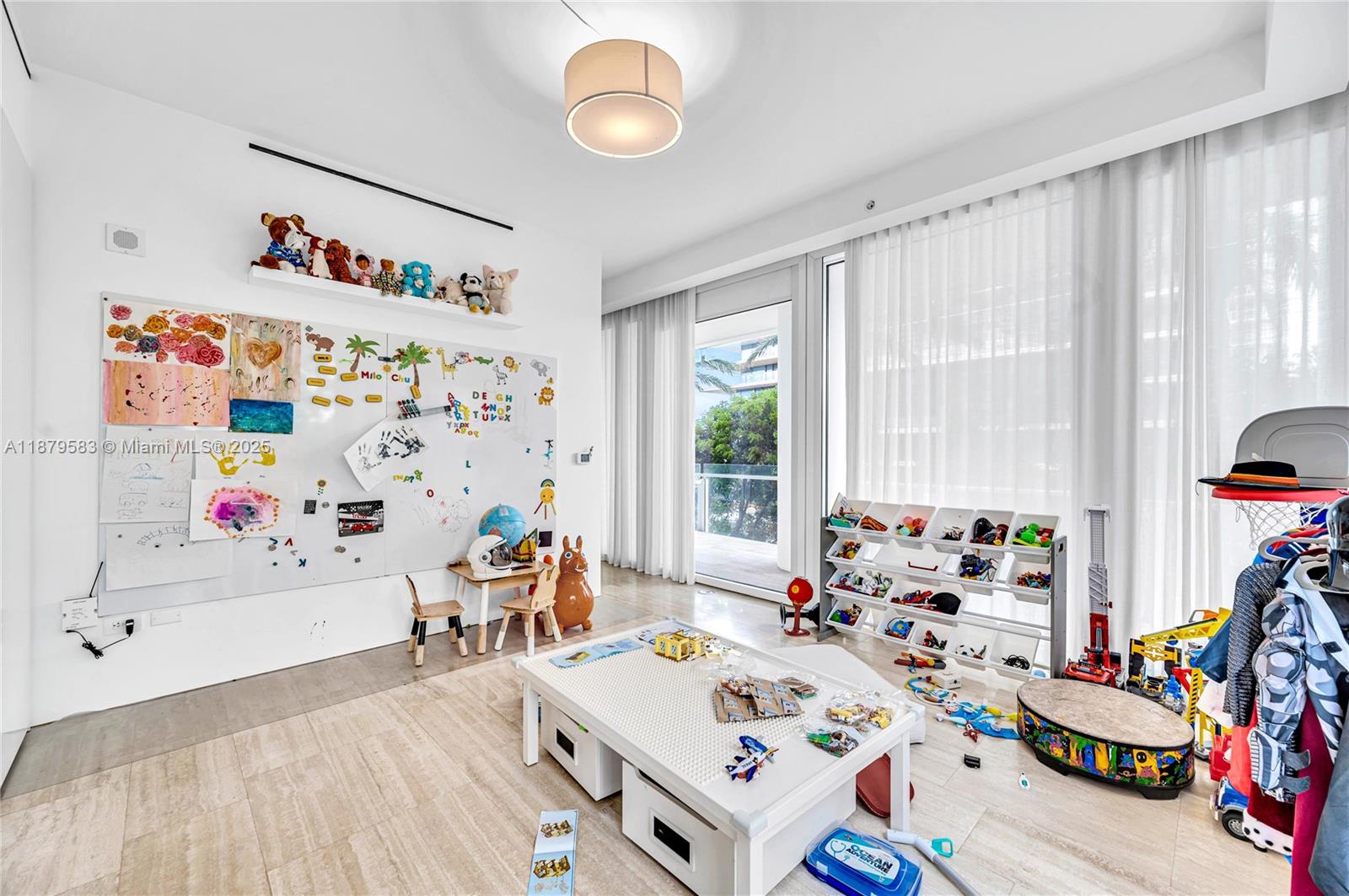 SURF CLUB CONDO - Residential