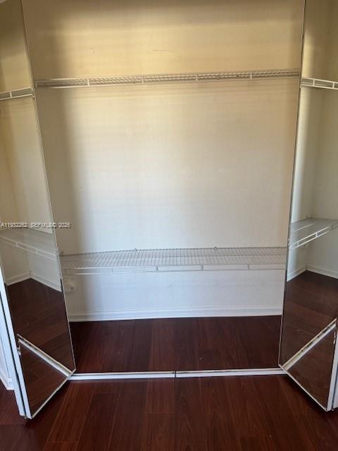 MANDARIN LAKES - Residential