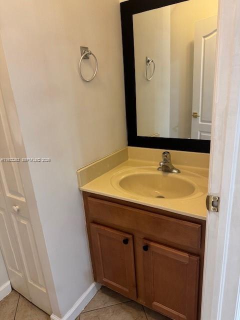 MANDARIN LAKES - Residential