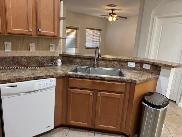 MANDARIN LAKES - Residential