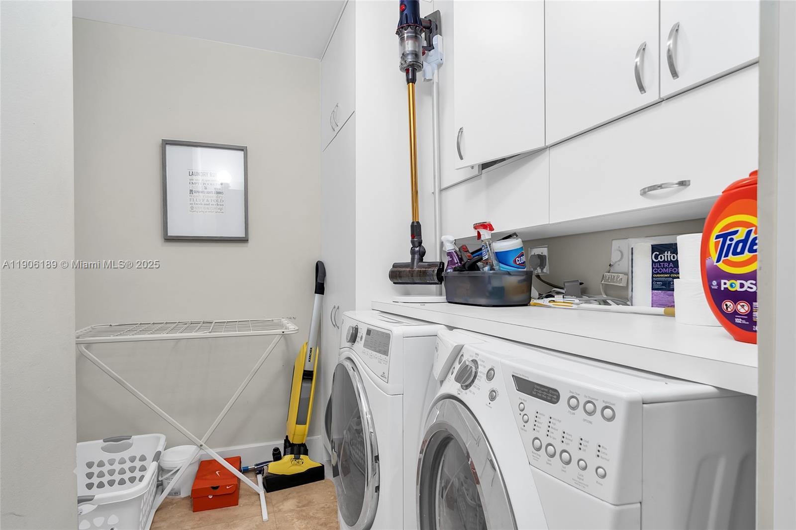 HAMMOCK OAKS HARBOR SEC 2 - Residential Lease