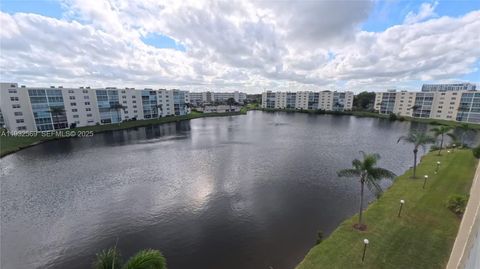 Photo of 111 SE 3rd Ave #502, Dania Beach, FL 33004 (MLS # A11932569)