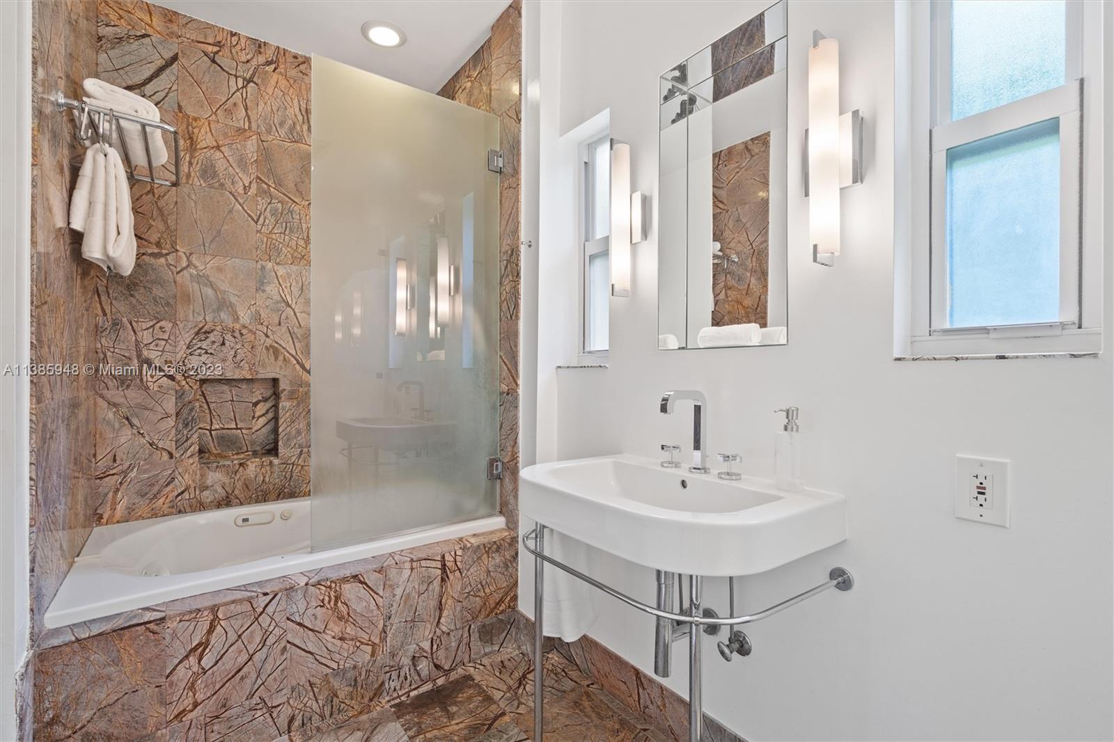 BEACH VIEW ADDN - Residential