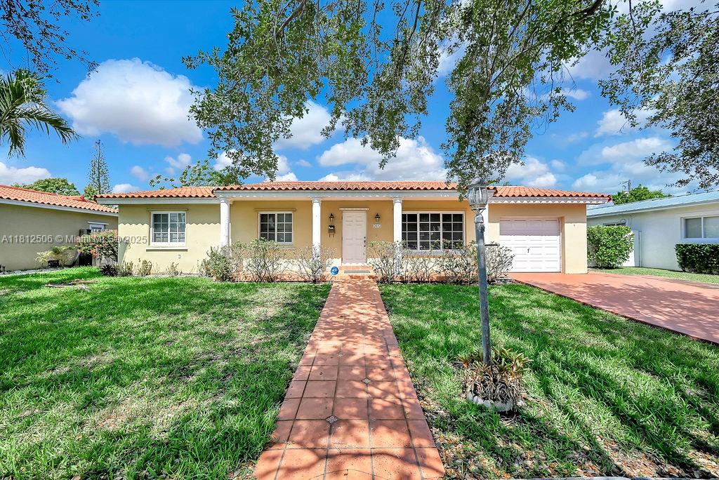 Property for Sale at 2032 Sw 97th Ct, Miami, Broward County, Florida - Bedrooms: 3 
Bathrooms: 2  - $740,000