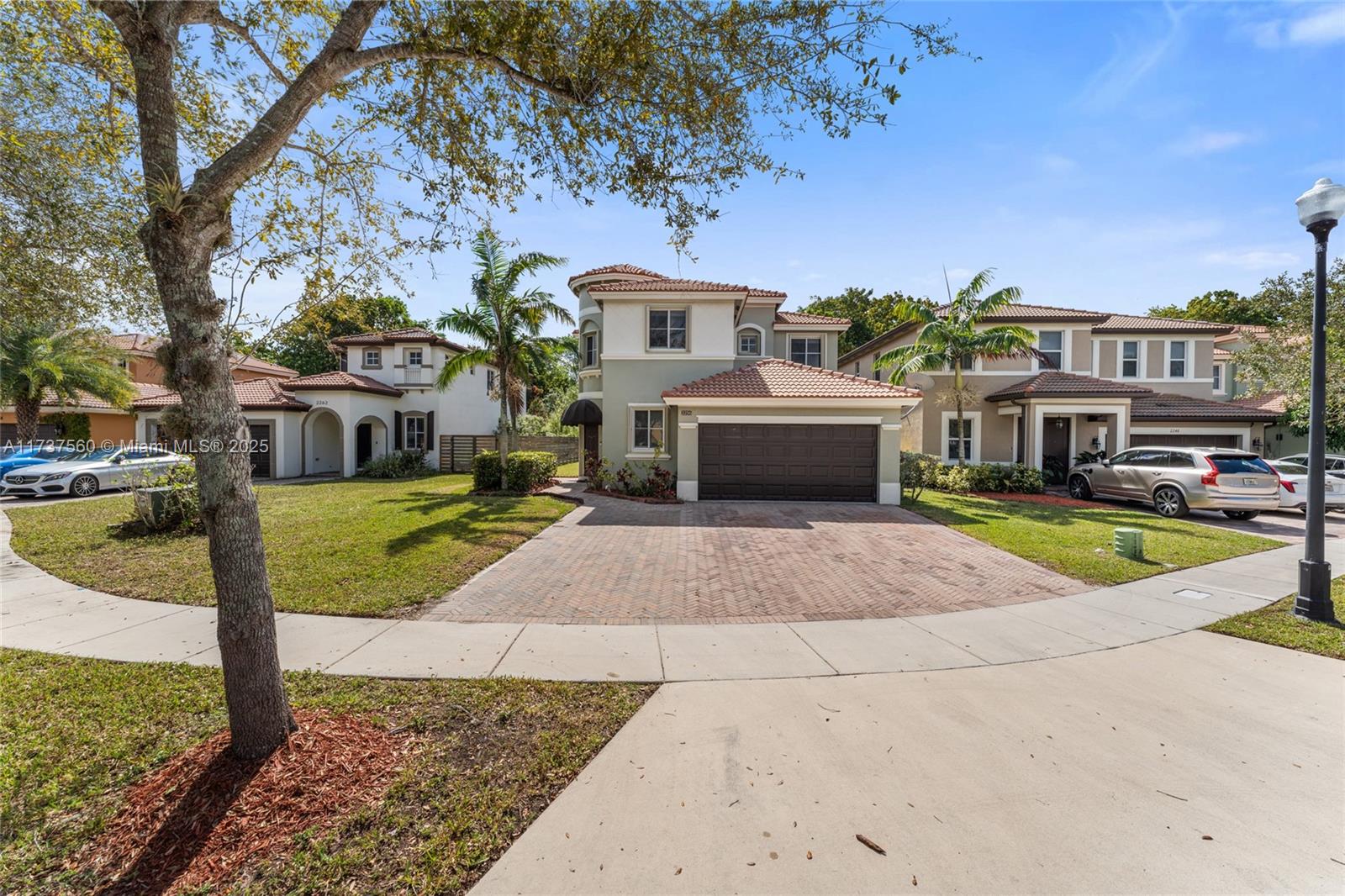 Property for Sale at 2256 Se 2nd St, Homestead, Miami-Dade County, Florida - Bedrooms: 5 
Bathrooms: 3  - $589,500