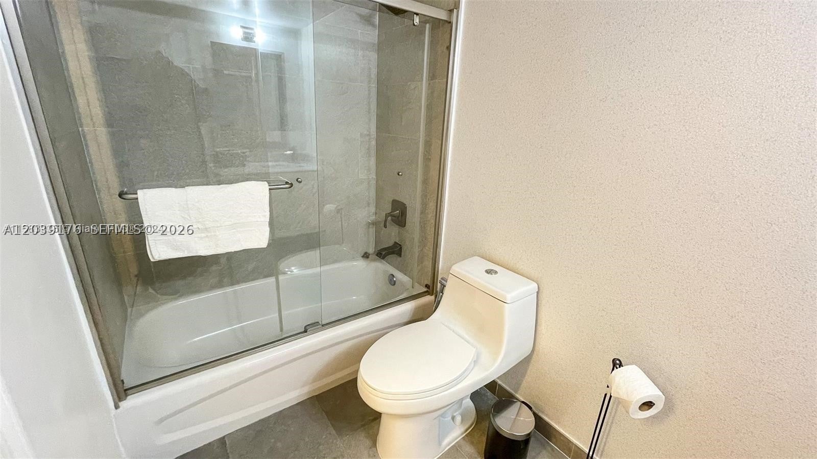 1200 Brickell Bay Dr 1702