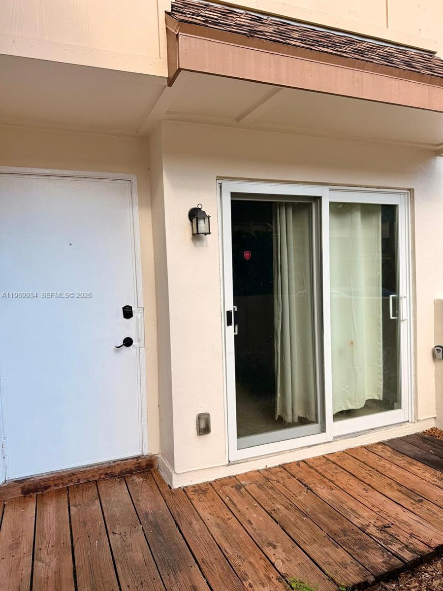 TOWNHOUSES AT JACARANDA C - Residential Lease