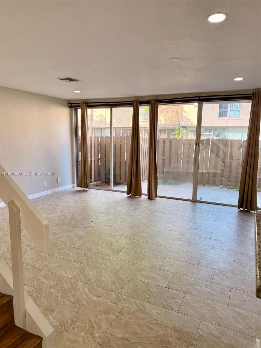 TOWNHOUSES AT JACARANDA C - Residential Lease