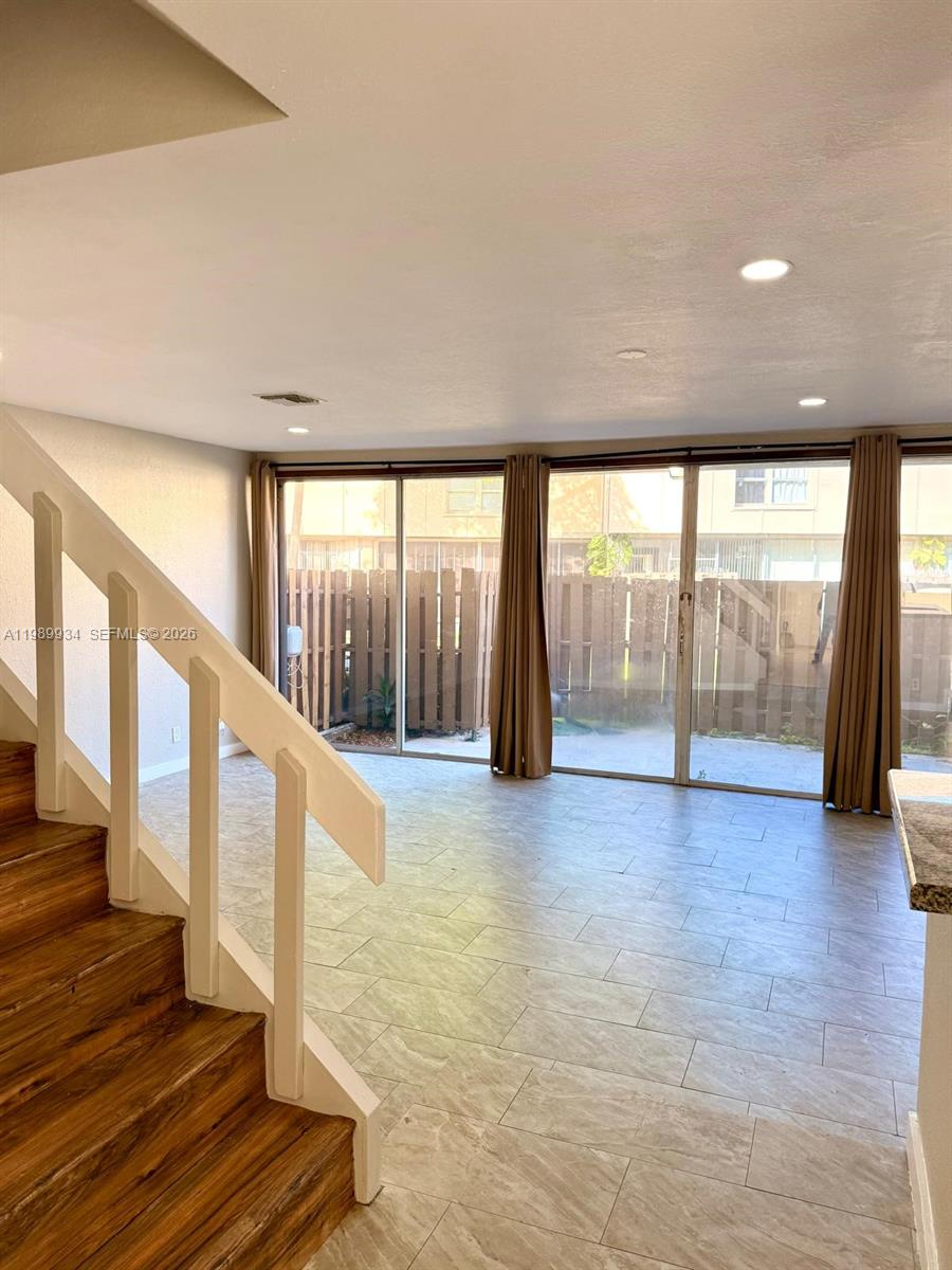 TOWNHOUSES AT JACARANDA C - Residential Lease