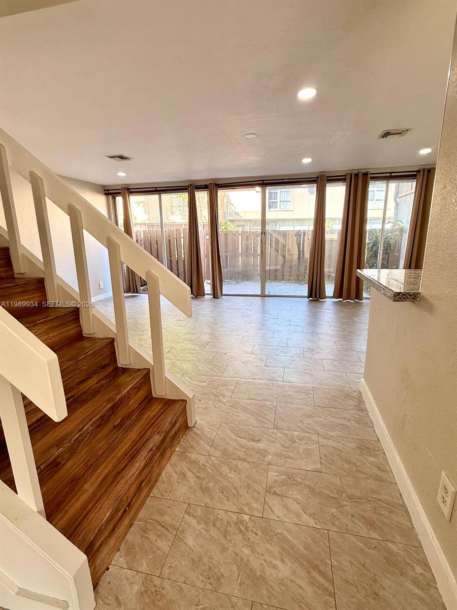 TOWNHOUSES AT JACARANDA C - Residential Lease