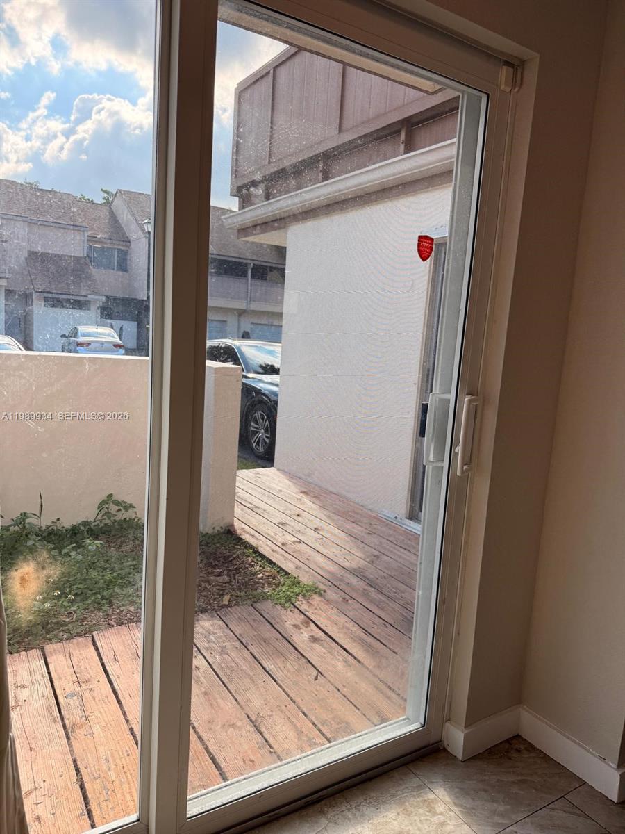 TOWNHOUSES AT JACARANDA C - Residential Lease