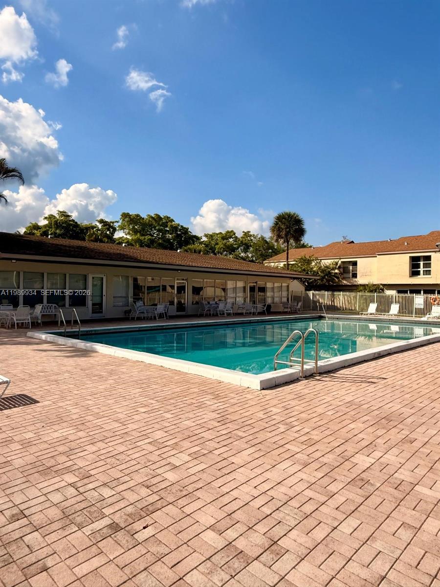 TOWNHOUSES AT JACARANDA C - Residential Lease